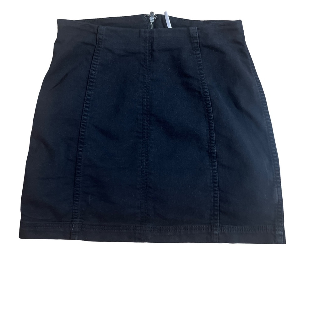 Free People Modern Femme Washed Black Denim Mini Skirt Size 2 - Picture 4 of 7